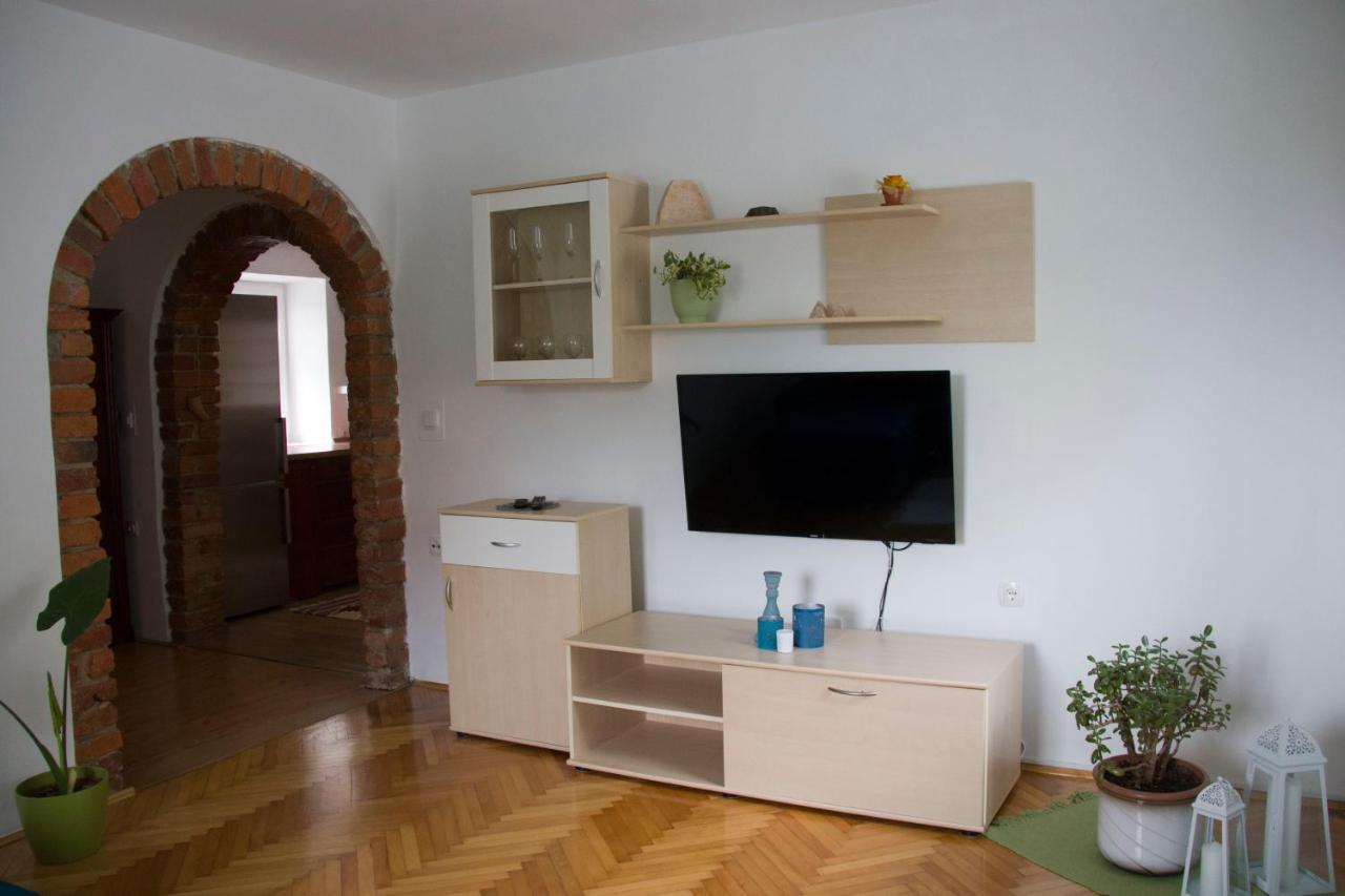 Charming Apartments Ana มาริบอร์ ภายนอก รูปภาพ